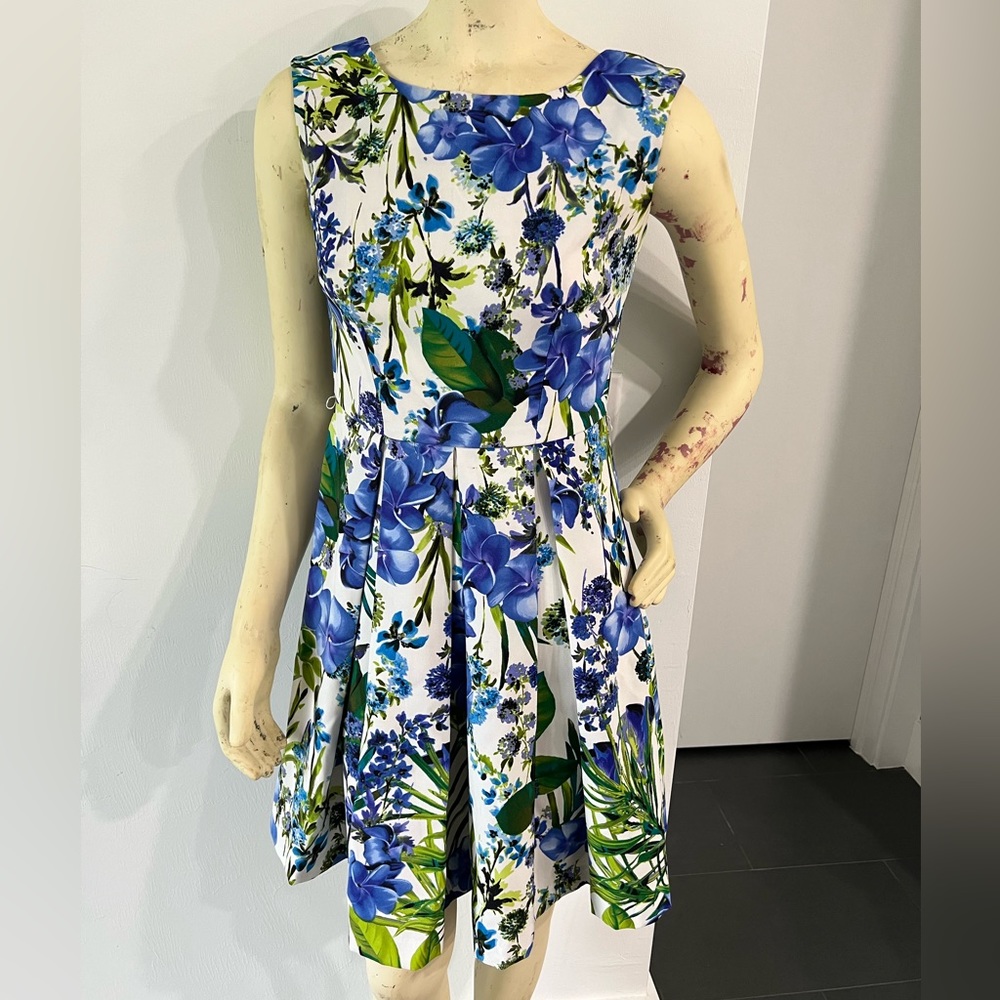 Julian Taylor New York Dress Size 4 Floral